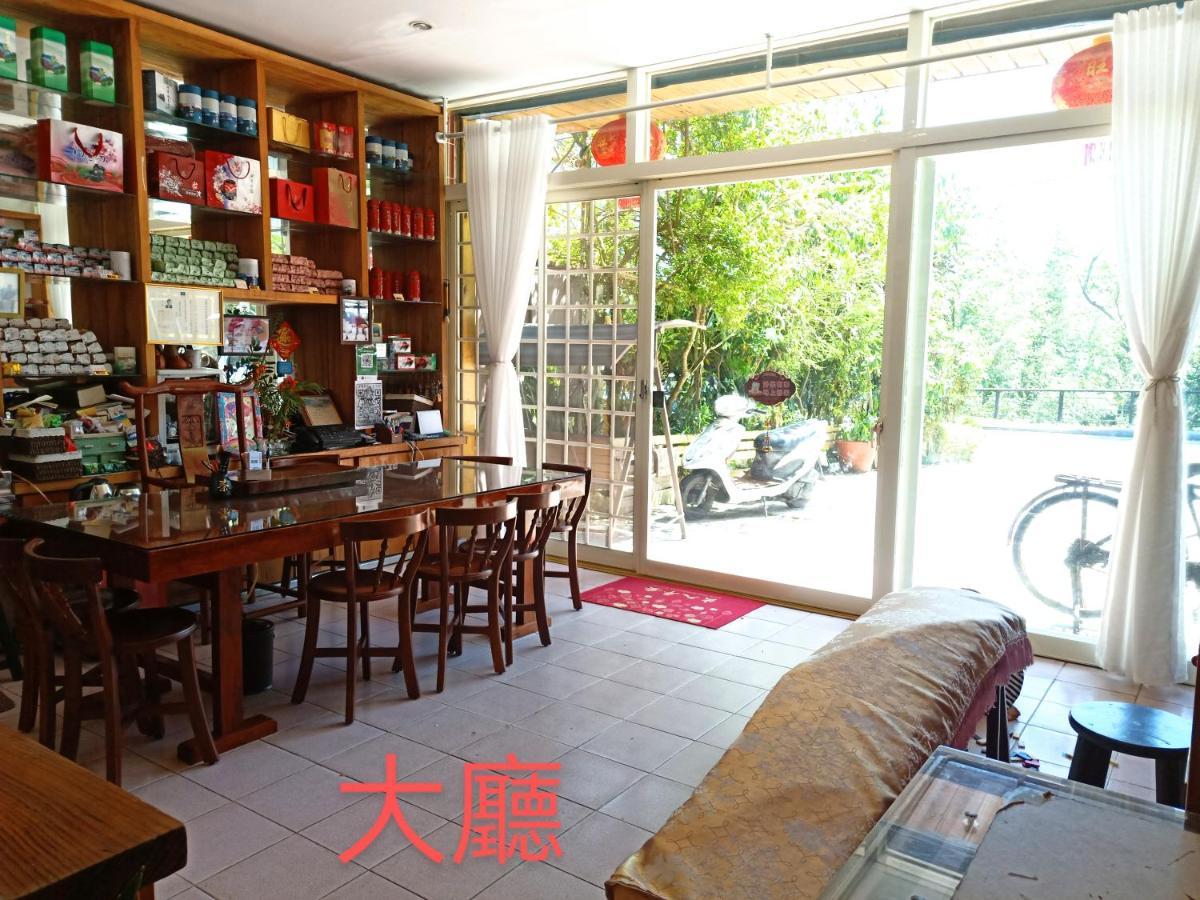大方茶葉民宿 Fanlu Bagian luar foto